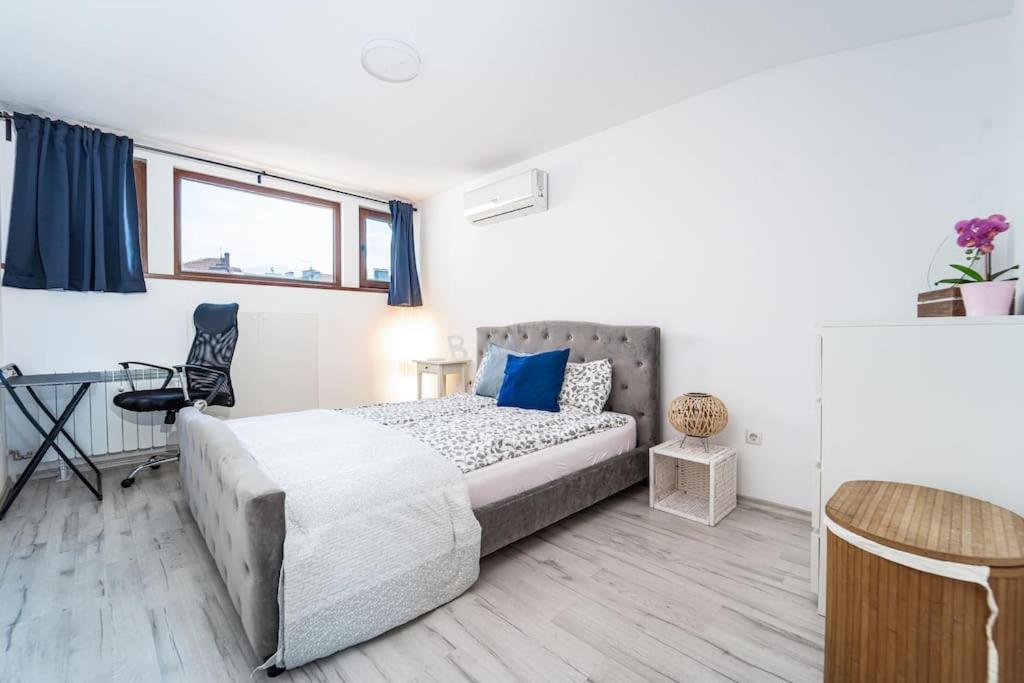 סופיה Central Apartment 2Bd Next To Vitosha Bul. מראה חיצוני תמונה