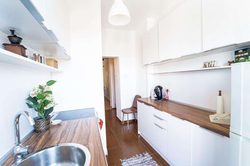 סופיה Central Apartment 2Bd Next To Vitosha Bul. מראה חיצוני תמונה