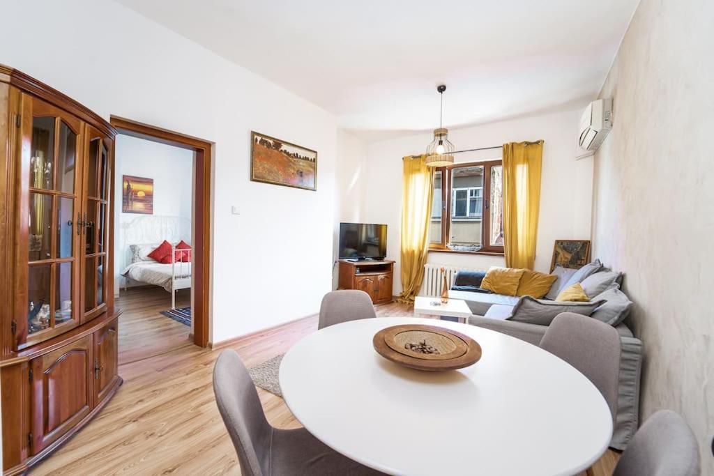 סופיה Central Apartment 2Bd Next To Vitosha Bul. מראה חיצוני תמונה